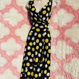 Women’s dress size14. Like new condition